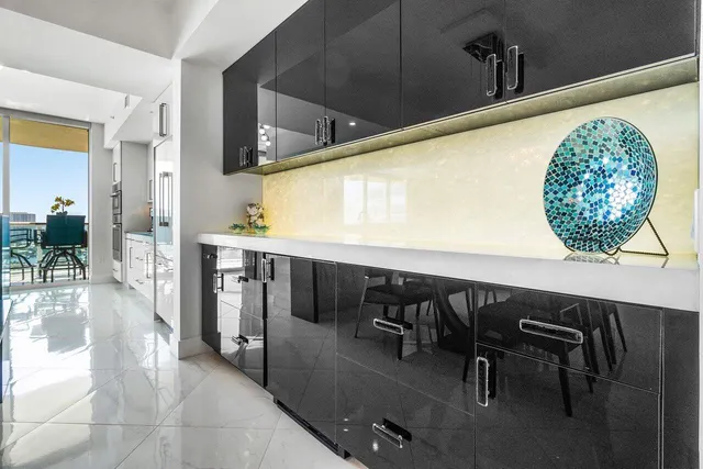 $1,170,000 | 2640 Lake Shore Drive, Unit 2307, Riviera Beach, FL 33404