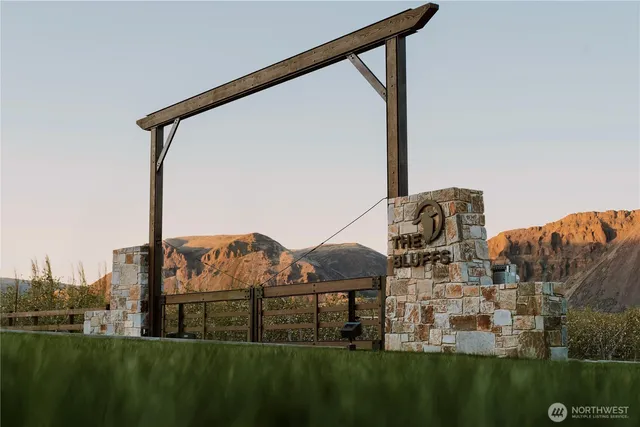 a view of outdoor space yard and patio