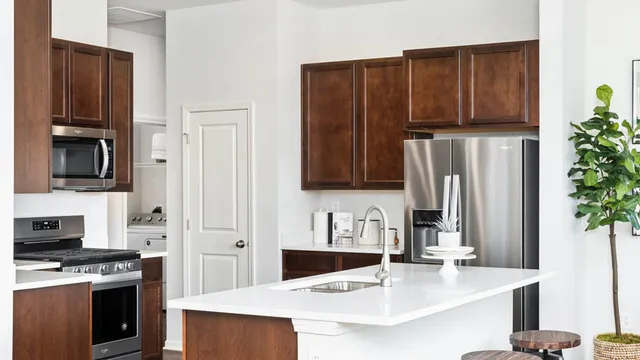 $314,990 | 6432 Maple Glen Drive, Wonder Lake, IL 60097