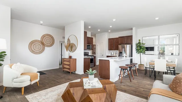 $314,990 | 6432 Maple Glen Drive, Wonder Lake, IL 60097