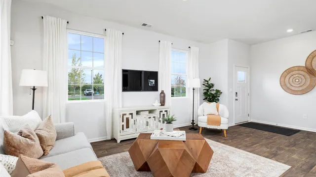 $314,990 | 6432 Maple Glen Drive, Wonder Lake, IL 60097