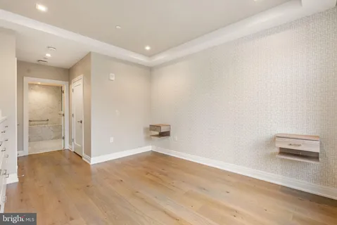 $850,000 | 8551 Connecticut Avenue, Unit 203, Chevy Chase, MD 20815