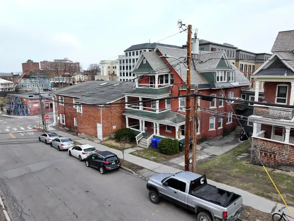 $1,325,000 | 198-200 King Street, Burlington, VT 05401