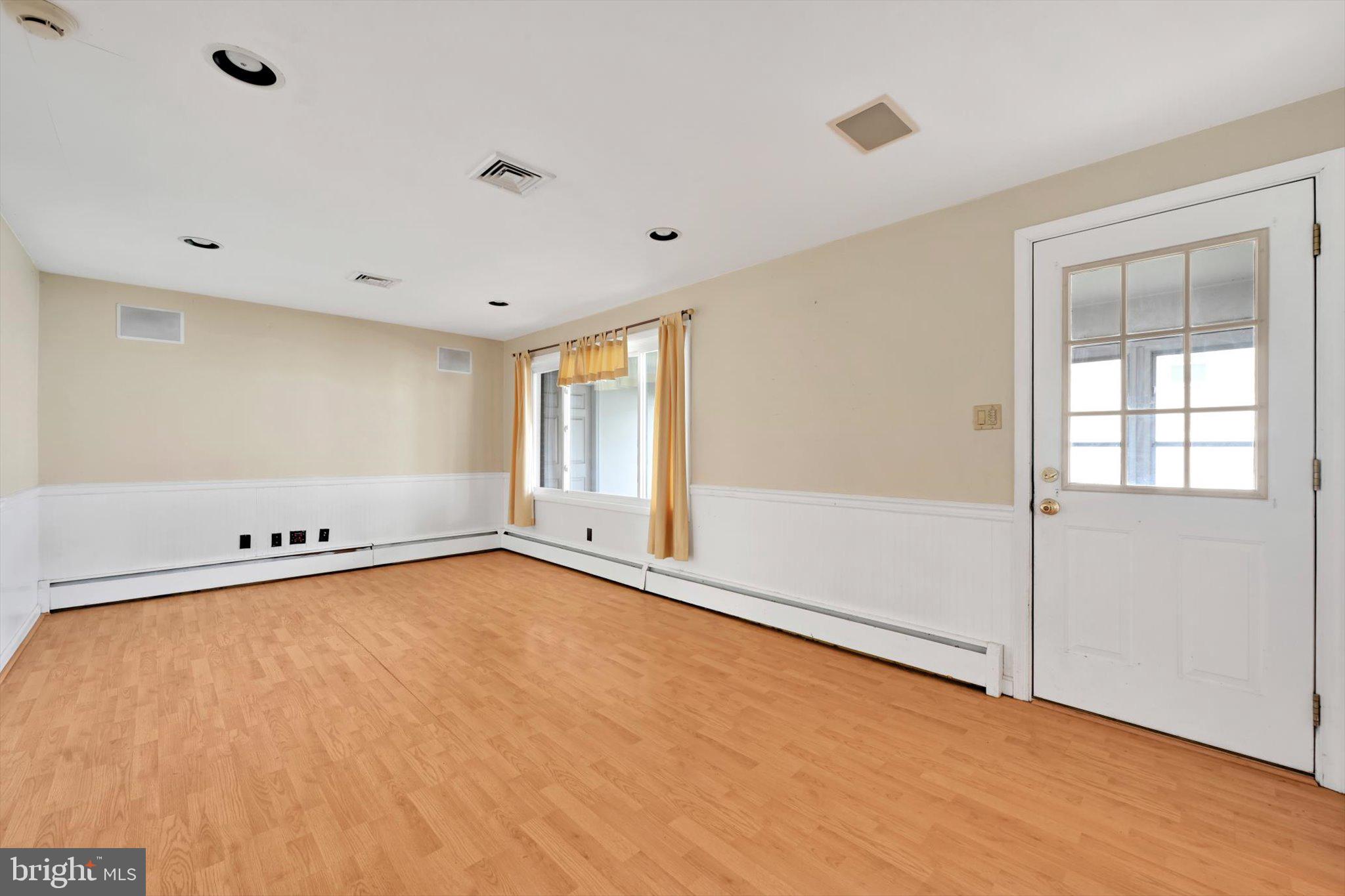 370 Beverly Road Camp Hill, PA 17011 - Photo 16 of 39