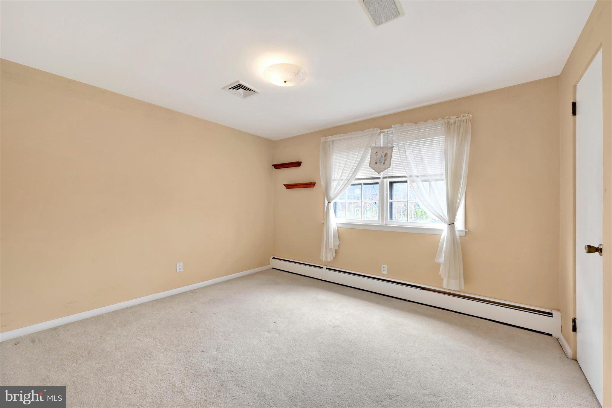 370 Beverly Road Camp Hill, PA 17011 - Photo 23 of 39