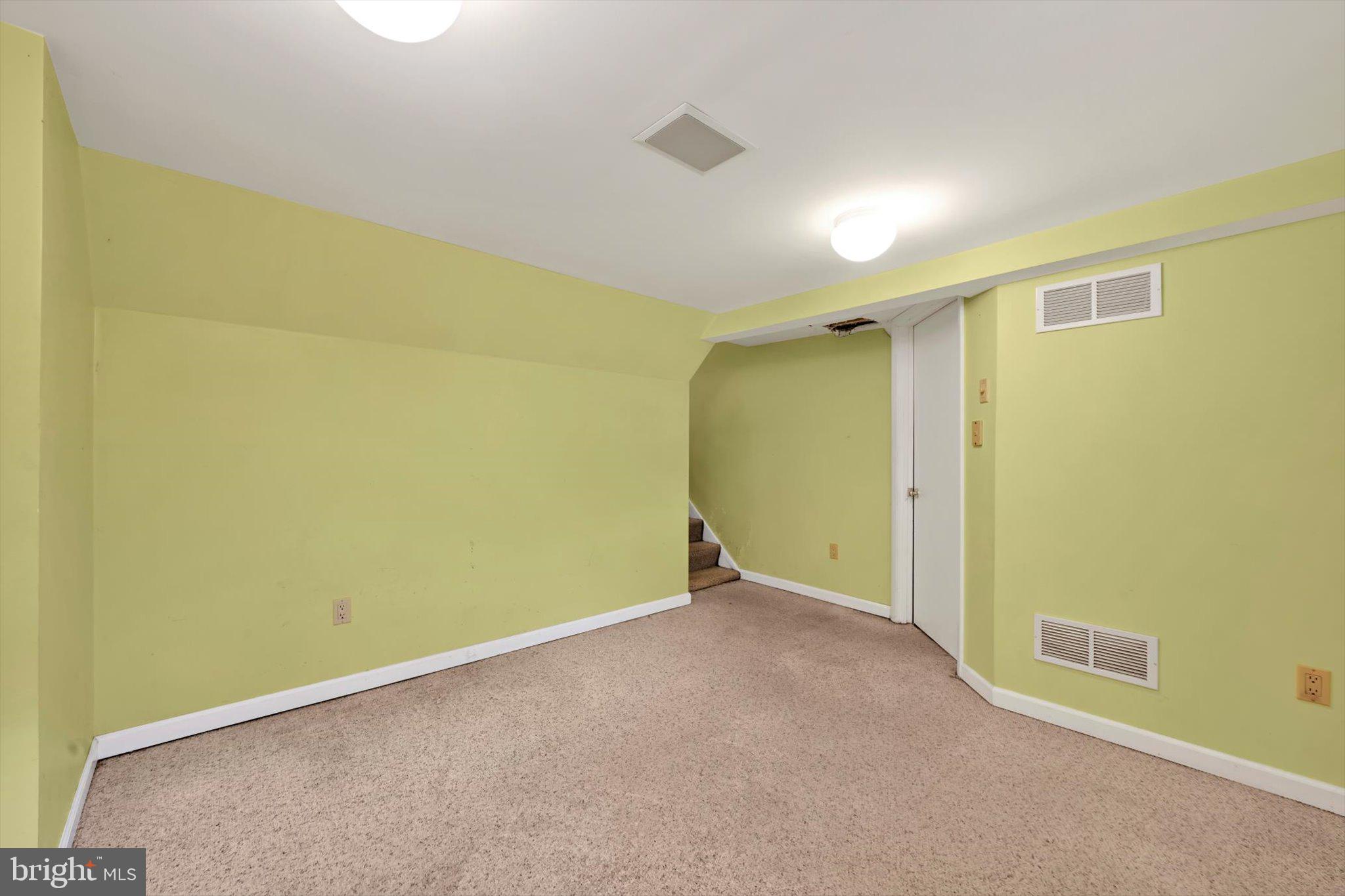 370 Beverly Road Camp Hill, PA 17011 - Photo 29 of 39