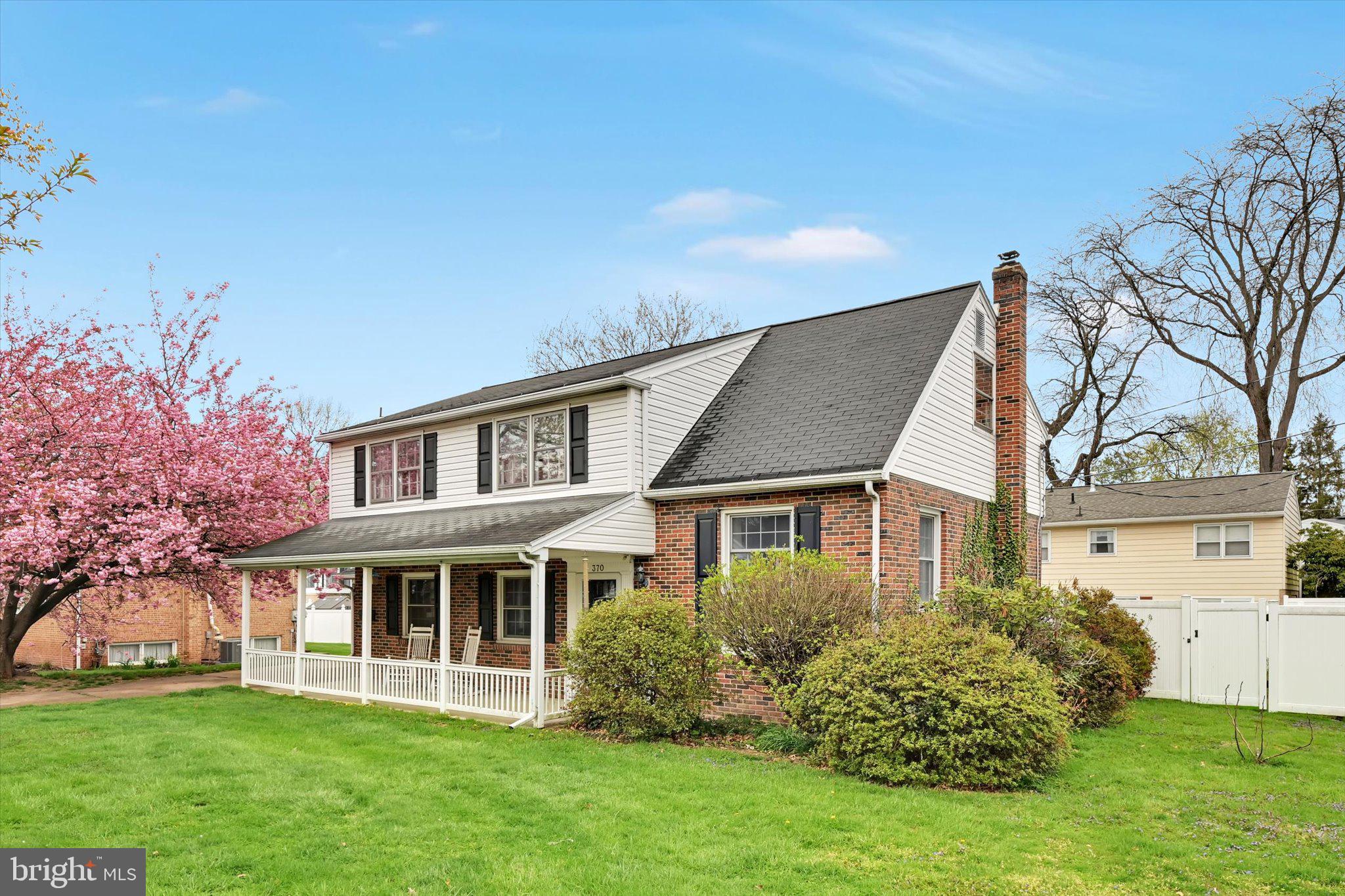 370 Beverly Road Camp Hill, PA 17011 - Photo 5 of 39