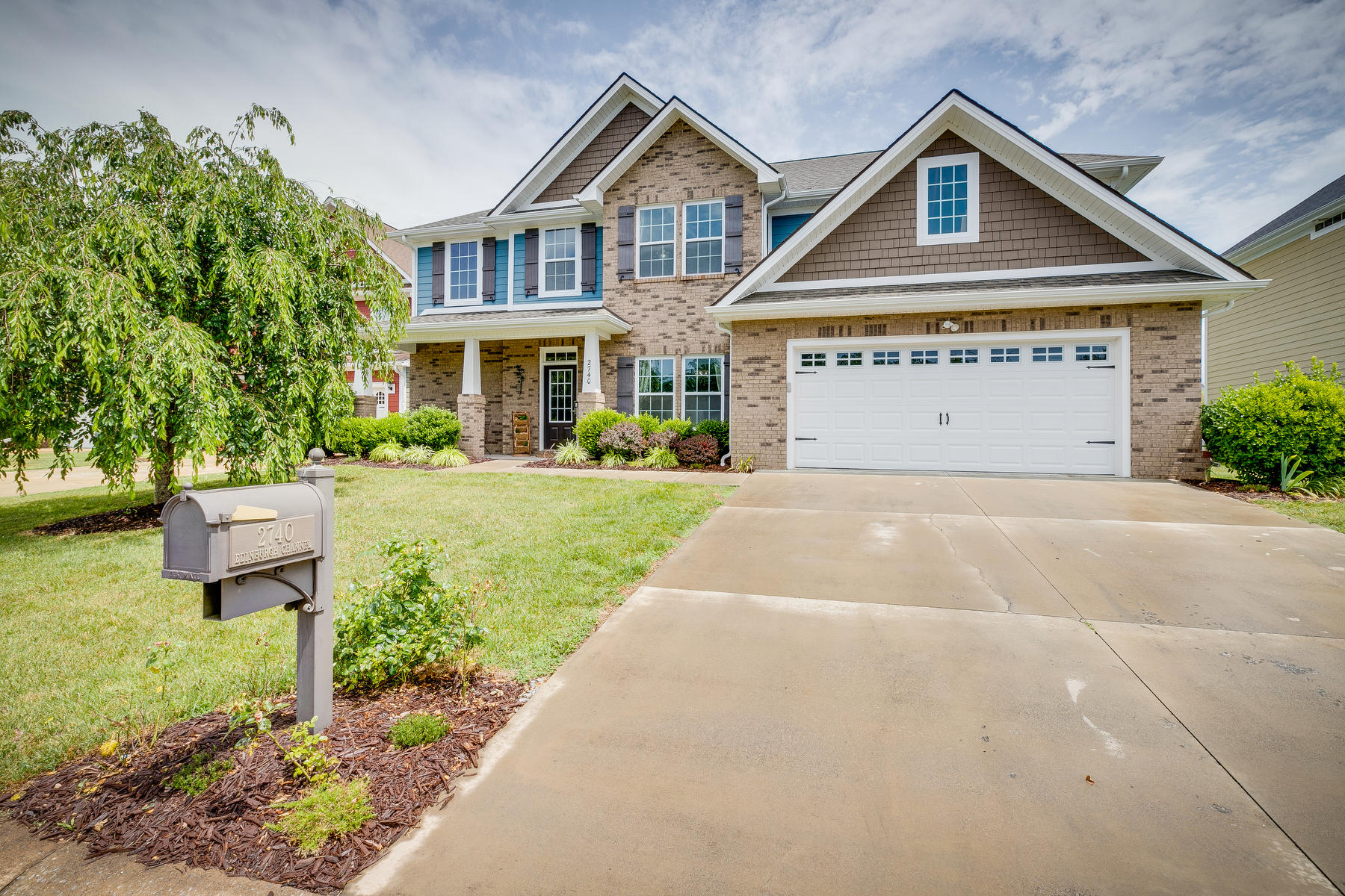 2740 Edinburgh Channel Road Kingsport, TN 37664 - Photo 2 of 54 002