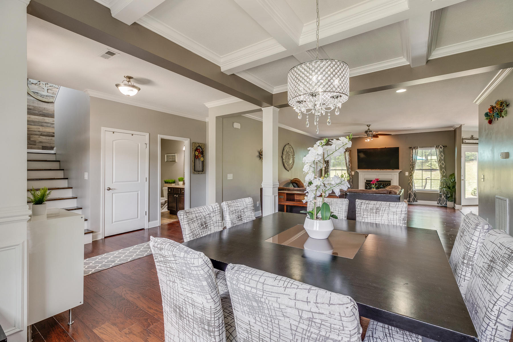 2740 Edinburgh Channel Road Kingsport, TN 37664 - Photo 12 of 54 012