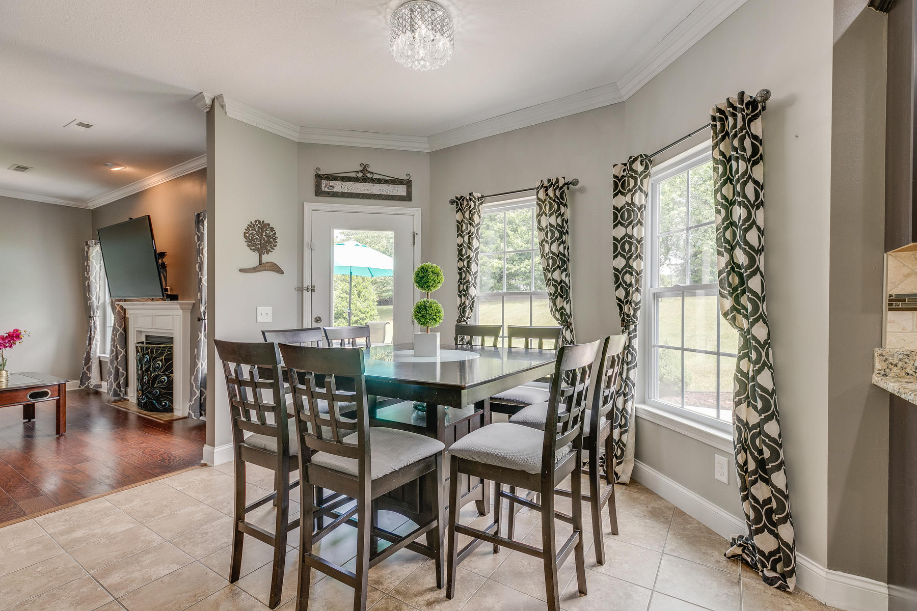 2740 Edinburgh Channel Road Kingsport, TN 37664 - Photo 19 of 54 019