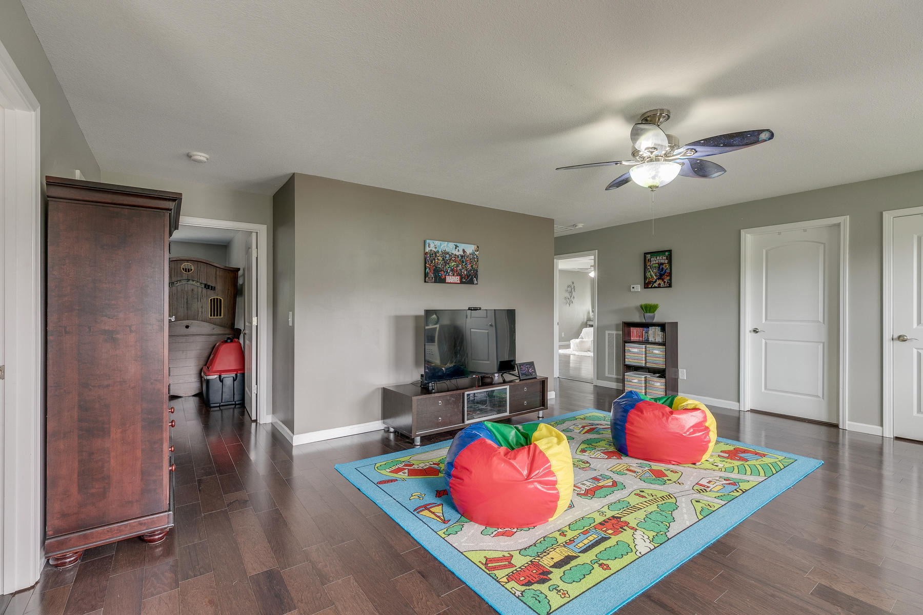 2740 Edinburgh Channel Road Kingsport, TN 37664 - Photo 32 of 54 032