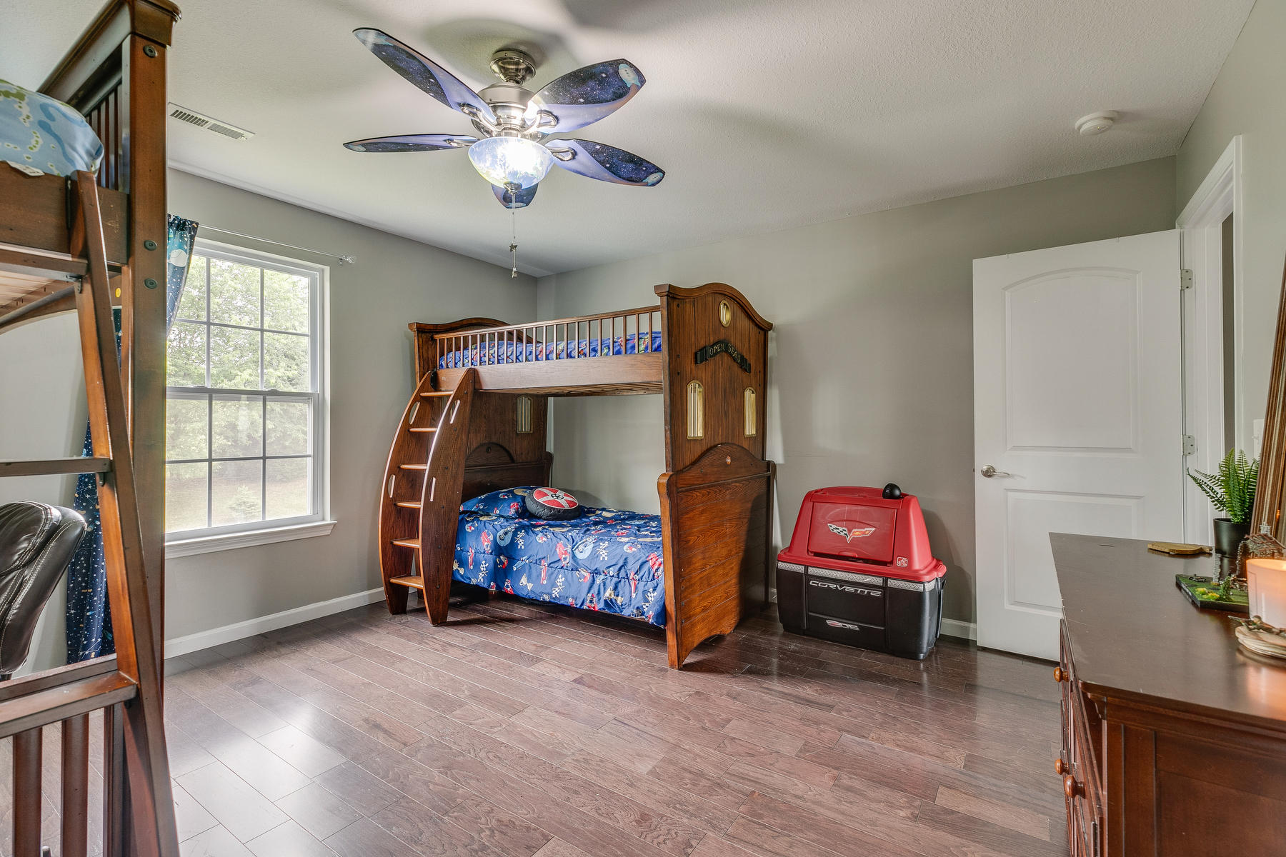 2740 Edinburgh Channel Road Kingsport, TN 37664 - Photo 46 of 54 046