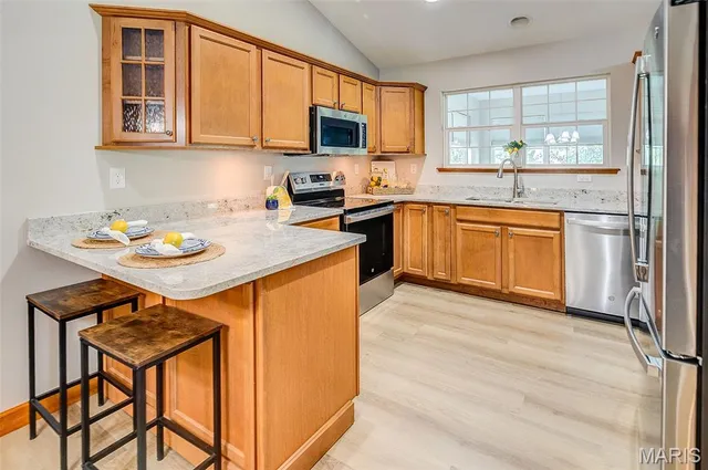 $320,000 | 4802 Azalea Place, Alton, IL 62002