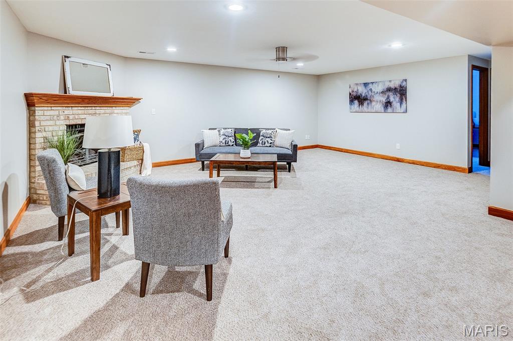 4802 Azalea Place Alton, IL 62002 - Photo 25 of 36