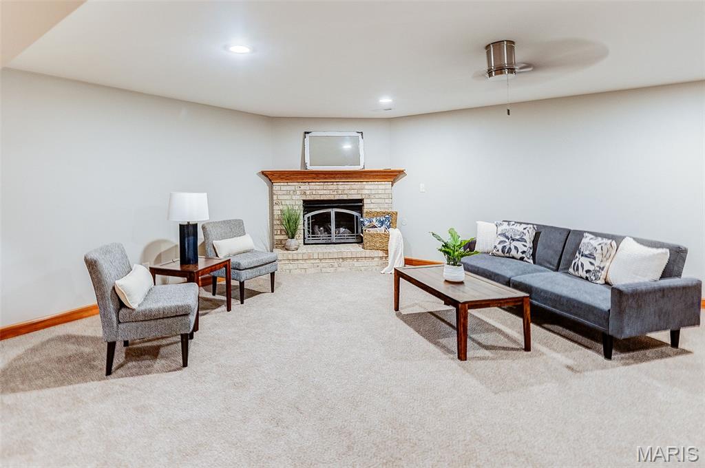 4802 Azalea Place Alton, IL 62002 - Photo 26 of 36