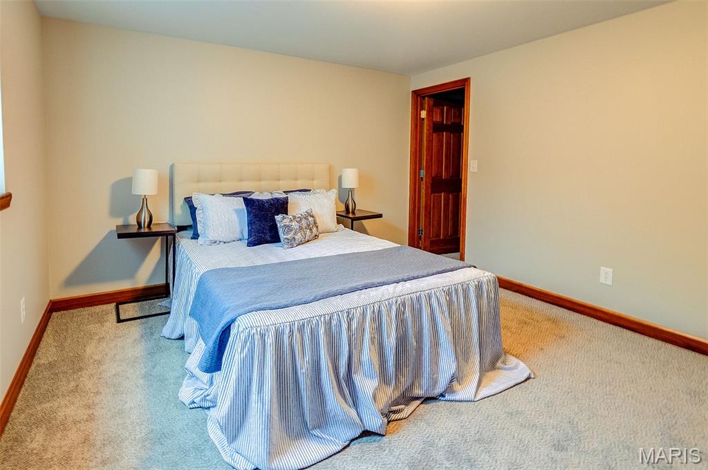 4802 Azalea Place Alton, IL 62002 - Photo 29 of 36