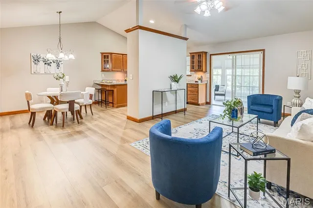 $320,000 | 4802 Azalea Place, Alton, IL 62002