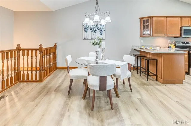 $320,000 | 4802 Azalea Place, Alton, IL 62002