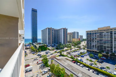 $369,000 | 1985 South Ocean Drive, Unit 4G, Hallandale Beach, FL 33009