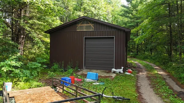 $215,500 | 16039 Steinberg Road, Wellston, MI 49689