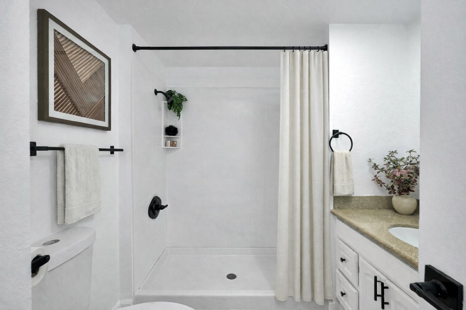 20115 Redwood Road, Unit 9 Castro Valley, CA 94546 - Photo 35 of 47 a bathroom with a shower