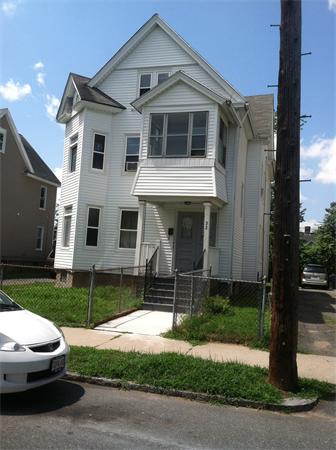 32 Malden Street Springfield, MA 01108 - Photo 3 of 6