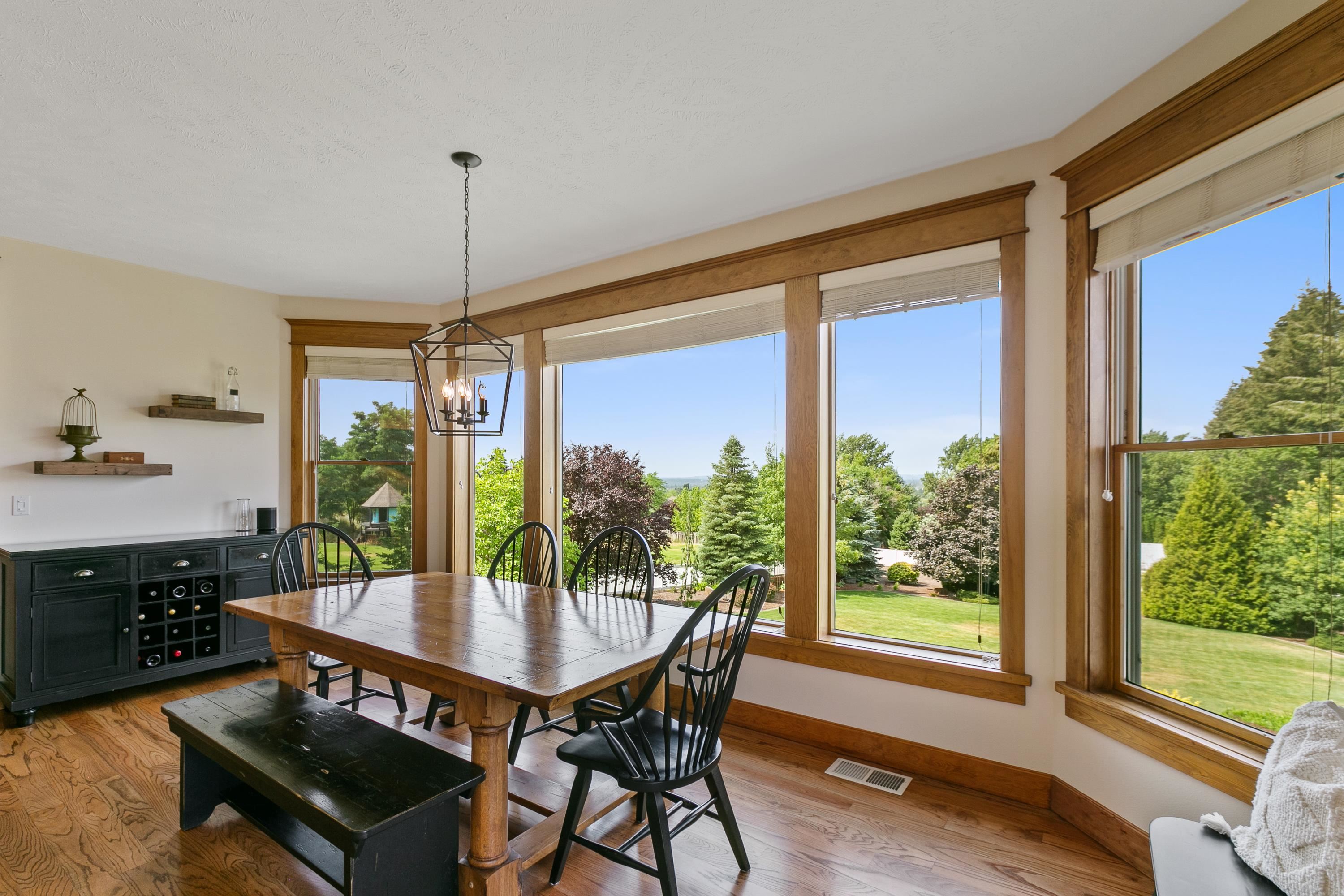 5812 South Dearborn Road Spokane, WA 99223 - Photo 19 of 46