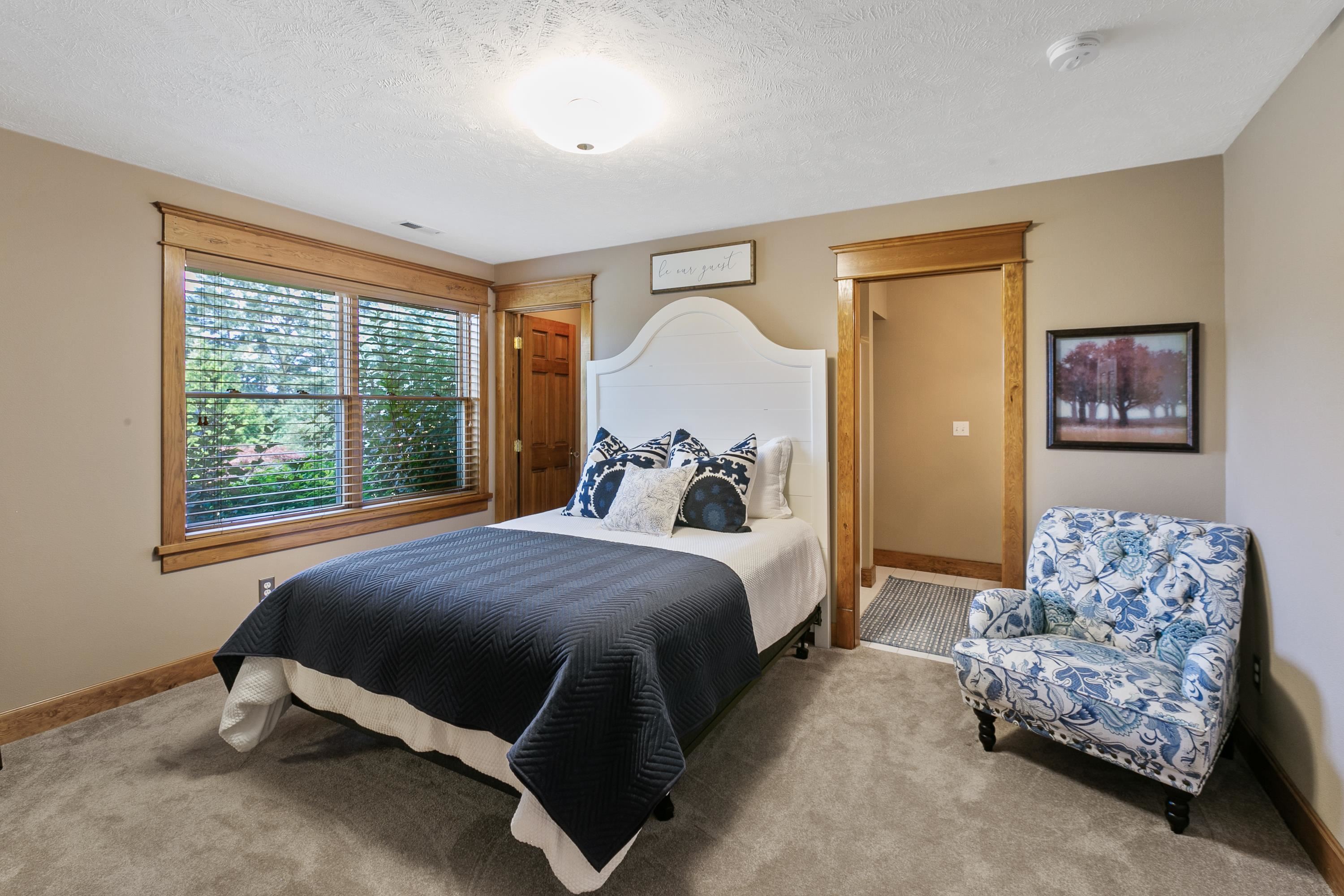 5812 South Dearborn Road Spokane, WA 99223 - Photo 31 of 46