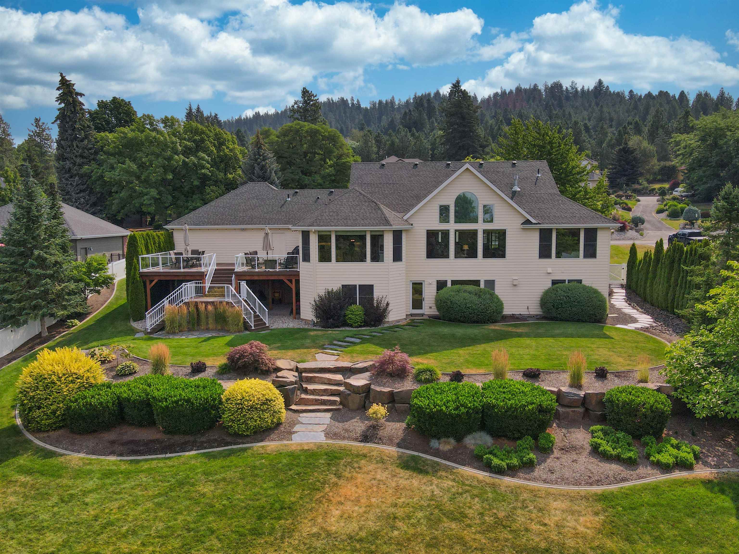 5812 South Dearborn Road Spokane, WA 99223 - Photo 43 of 46