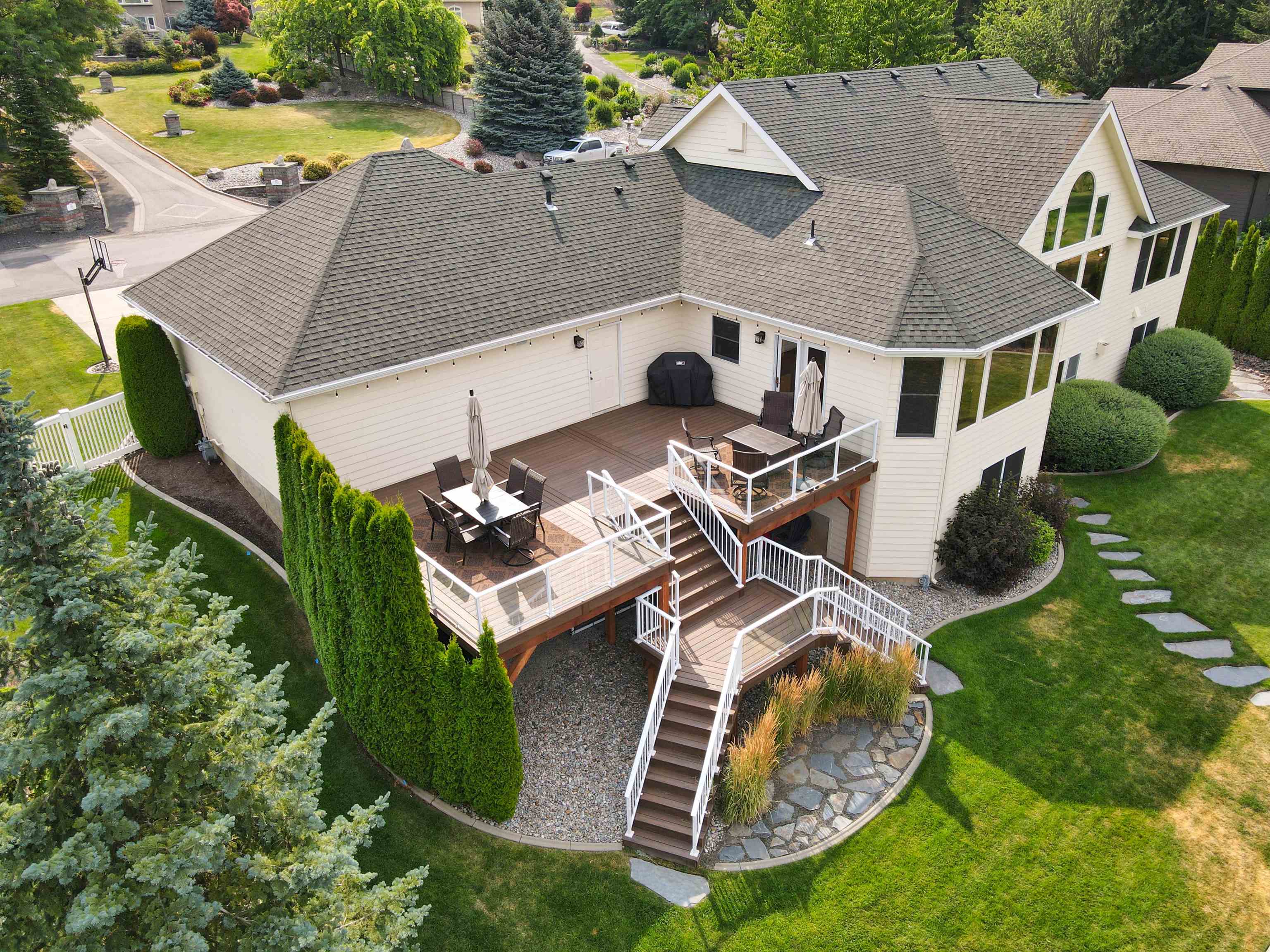 5812 South Dearborn Road Spokane, WA 99223 - Photo 44 of 46