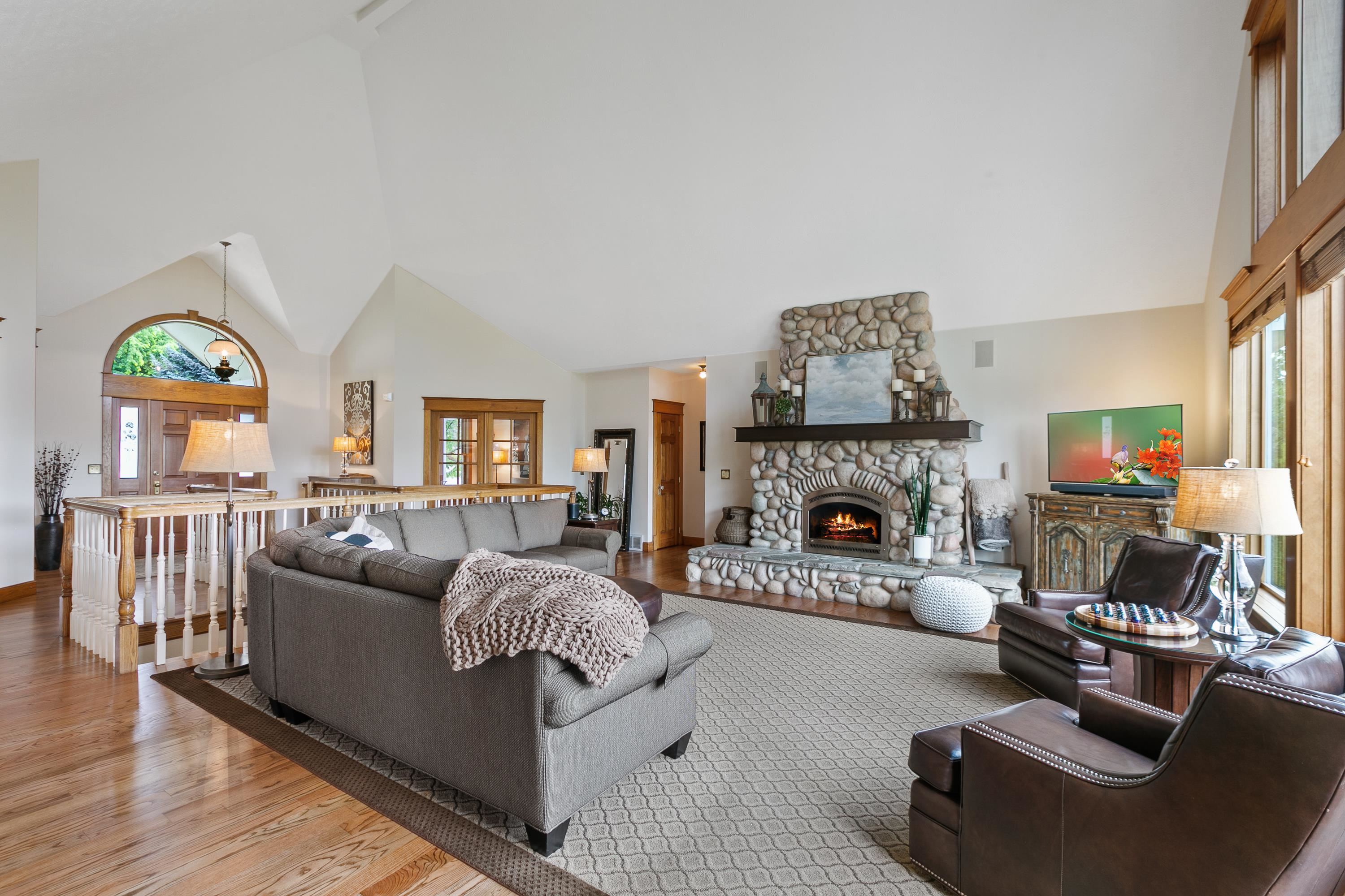 5812 South Dearborn Road Spokane, WA 99223 - Photo 10 of 46