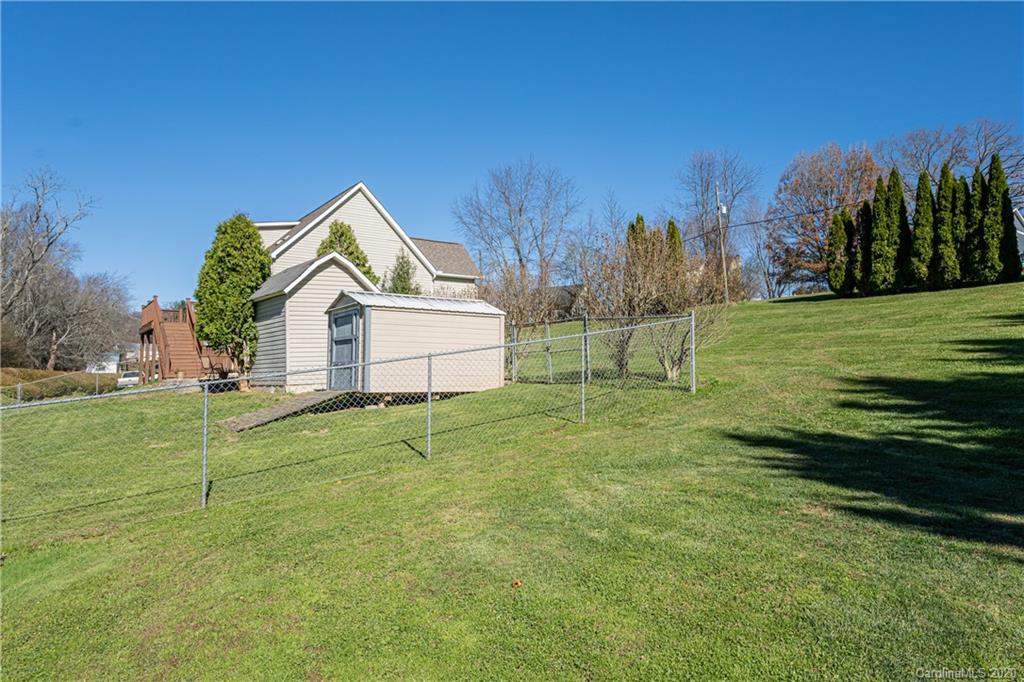 481 Morgan Road Candler, NC 28715 - Photo 40 of 46 Gallery Image 40