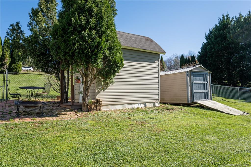 481 Morgan Road Candler, NC 28715 - Photo 41 of 46 Gallery Image 41