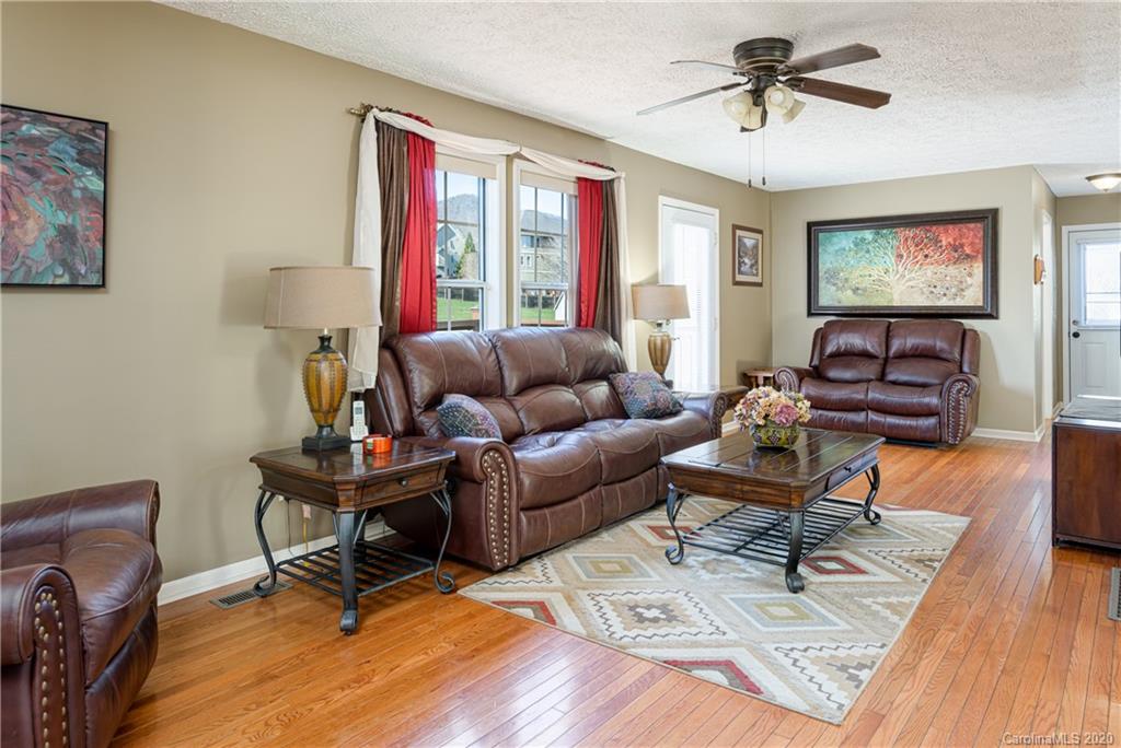481 Morgan Road Candler, NC 28715 - Photo 10 of 46 Gallery Image 10