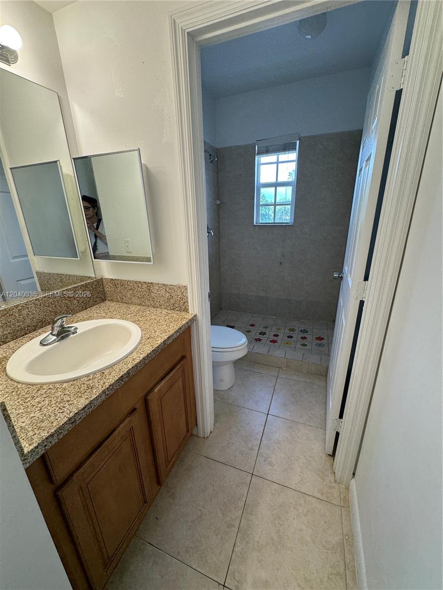 7130 Rue Versailles Drive, Unit 11 Miami Beach, FL 33141 - Photo 11 of 16