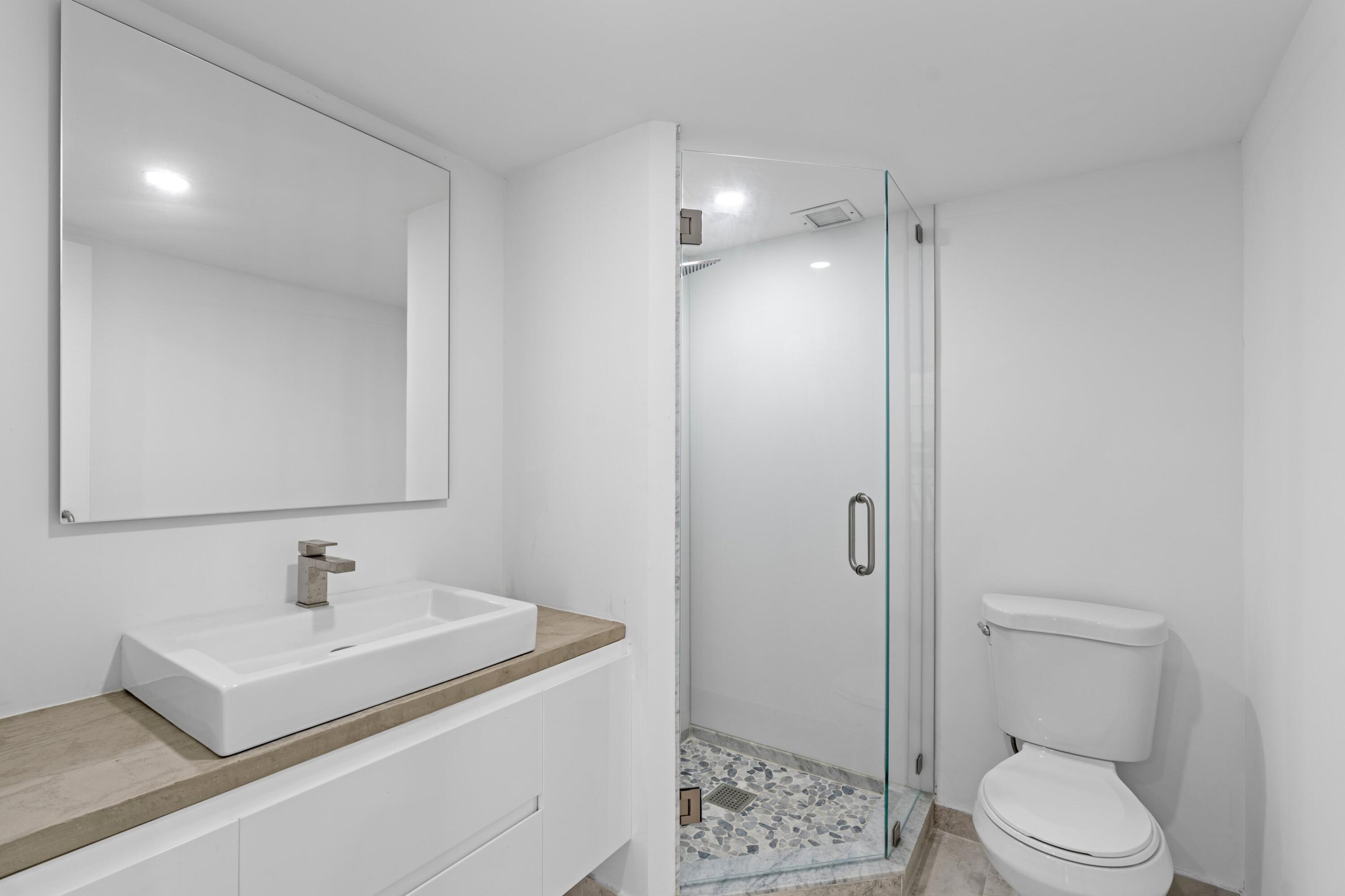 6 Royal Palm Way, Unit 509 Boca Raton, FL 33432 - Photo 15 of 20 DSC02673-SMALL