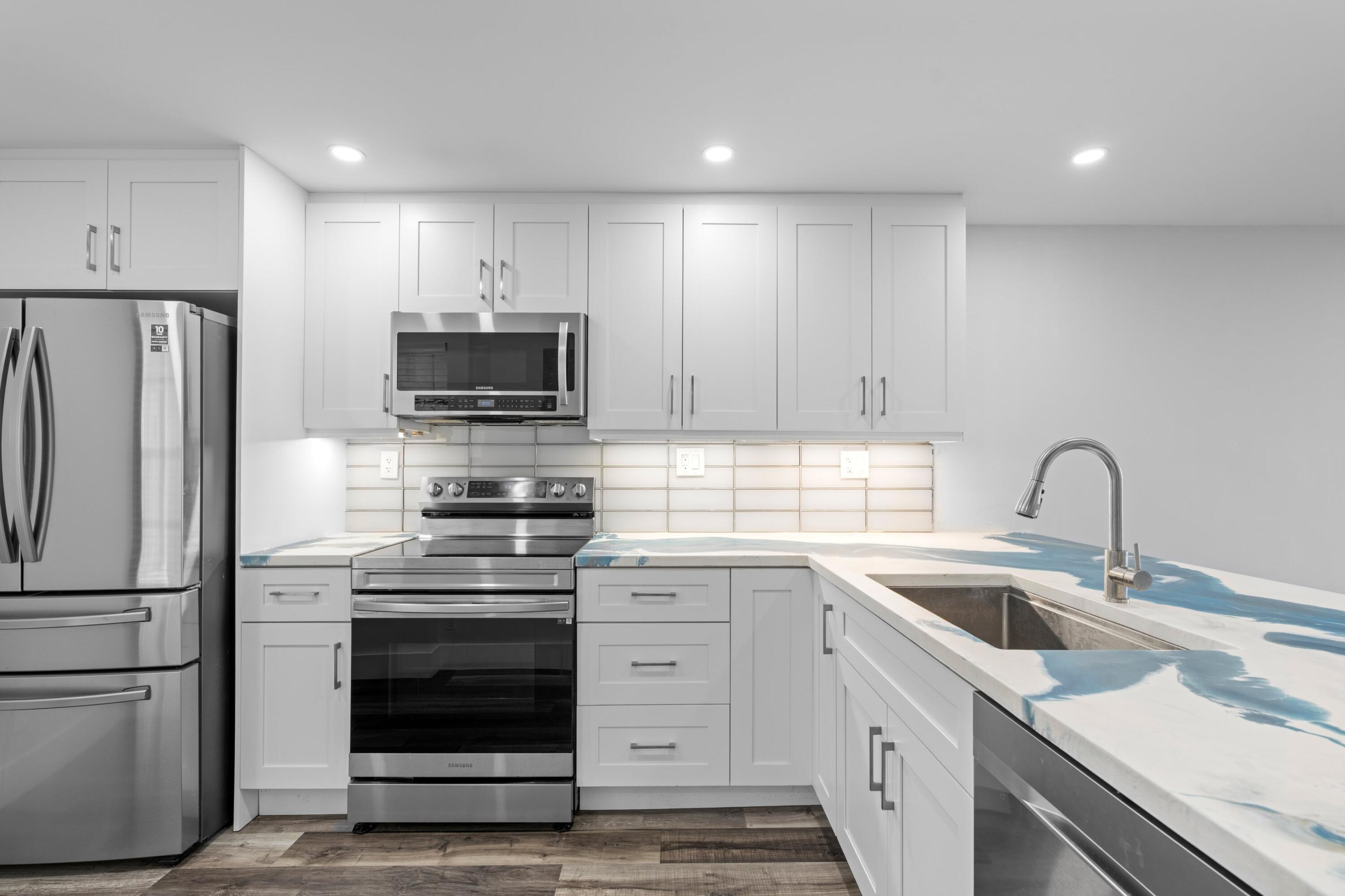 6 Royal Palm Way, Unit 509 Boca Raton, FL 33432 - Photo 2 of 20 DSC02753-SMALL