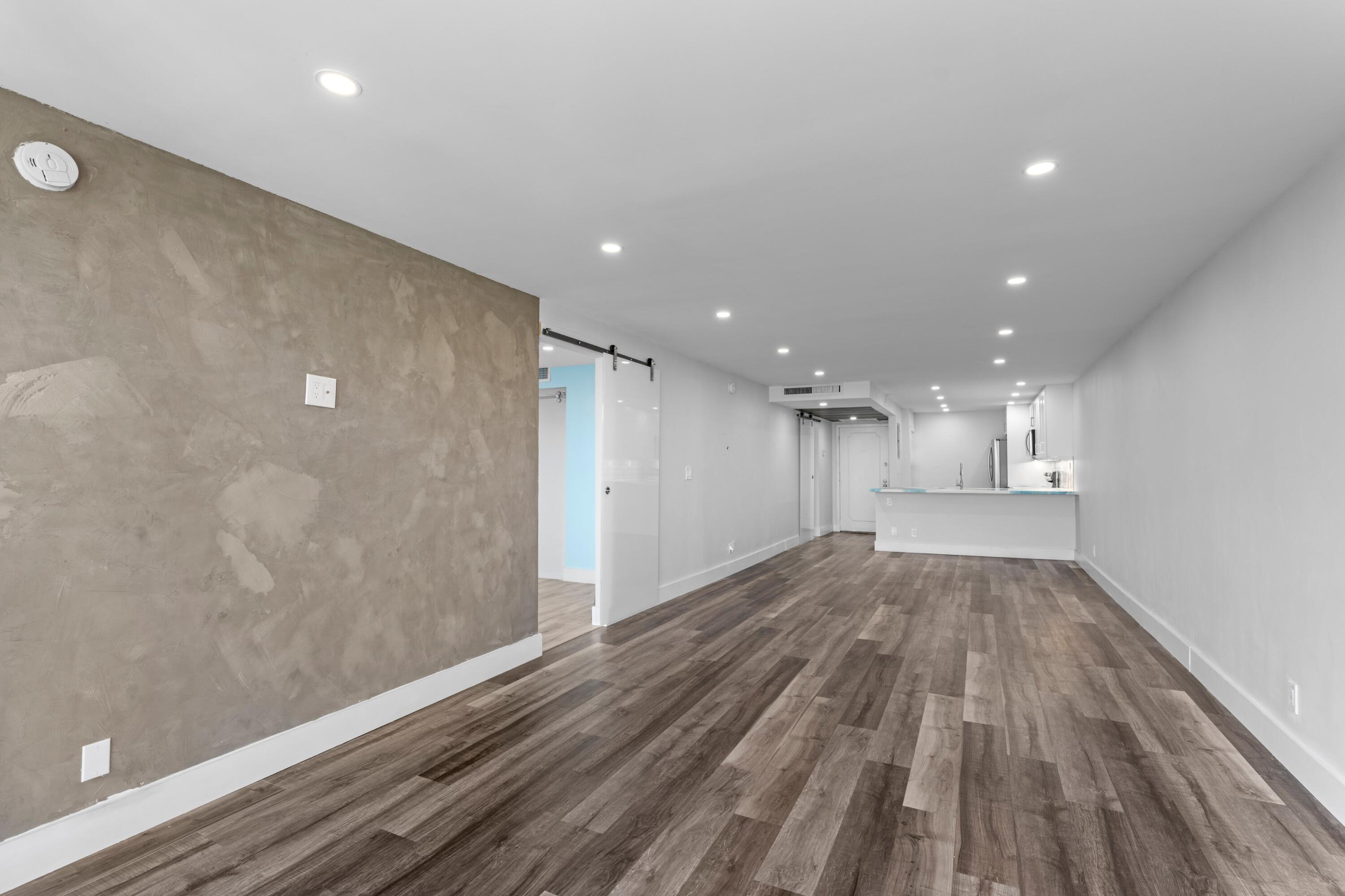 6 Royal Palm Way, Unit 509 Boca Raton, FL 33432 - Photo 9 of 20 DSC02738-SMALL