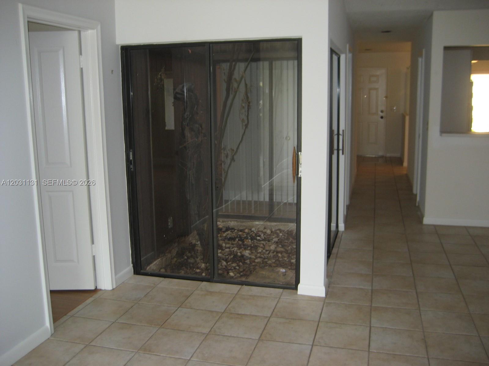 11449 Southwest 84th Lane Miami, FL 33173 - Photo 20 of 35