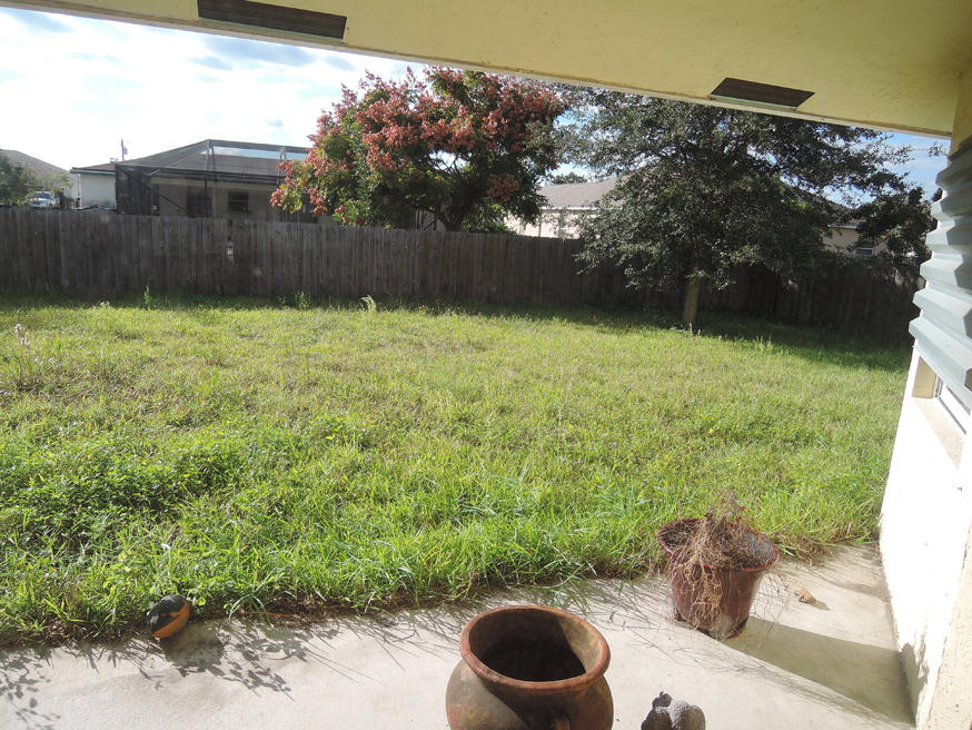 569 Southwest Undallo Road Port St. Lucie, FL 34953 - Photo 20 of 21 Patio
