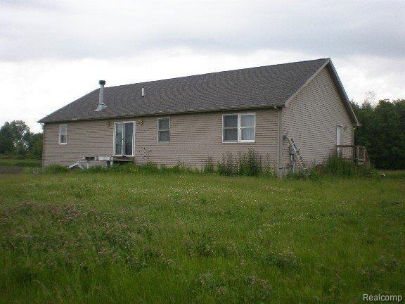 8412 Todd Road Yale, MI 48097 - Photo 2 of 3 Rear