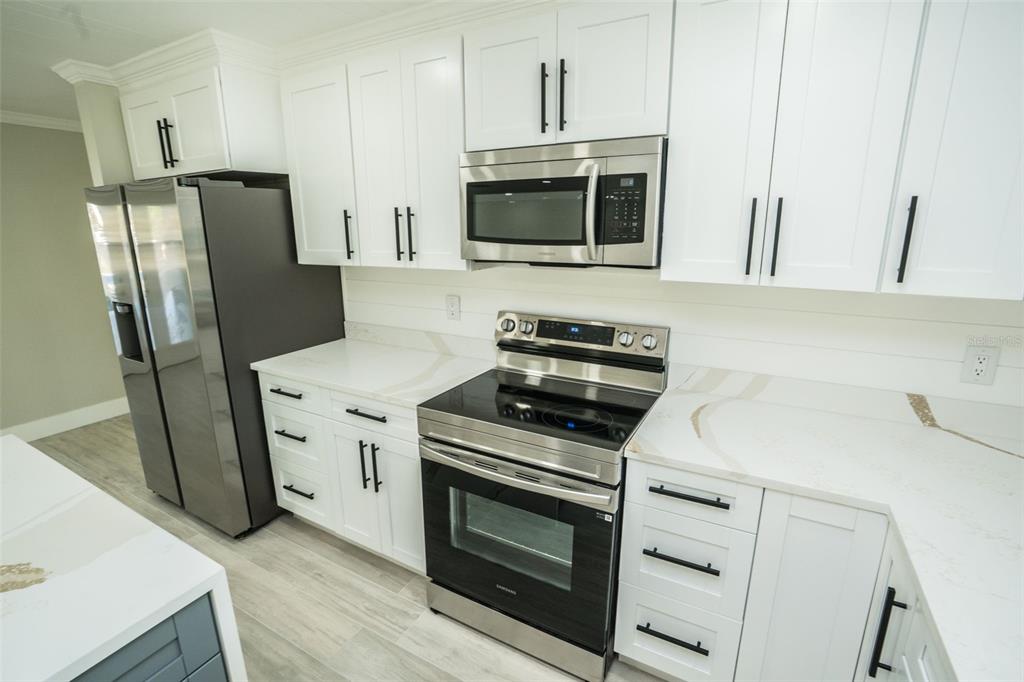 4900 Shoreview Court Port Richey, FL 34668 - Photo 8 of 52