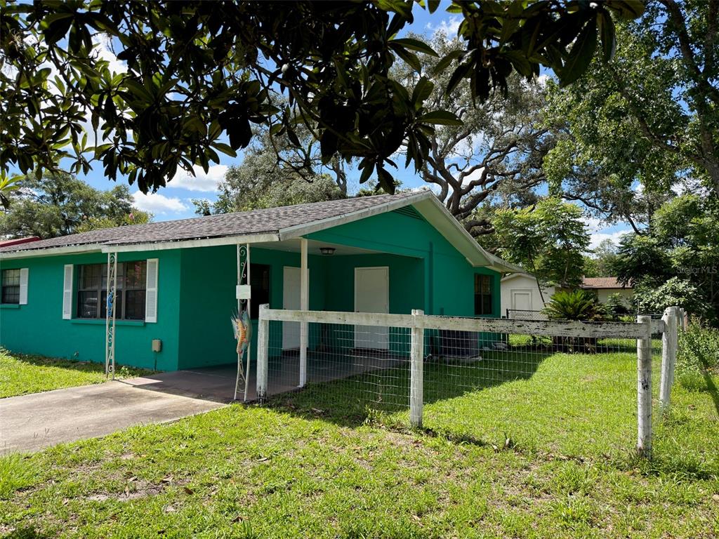 21160 Southwest Honeysuckle Street Dunnellon, FL 34431 - Photo 3 of 28