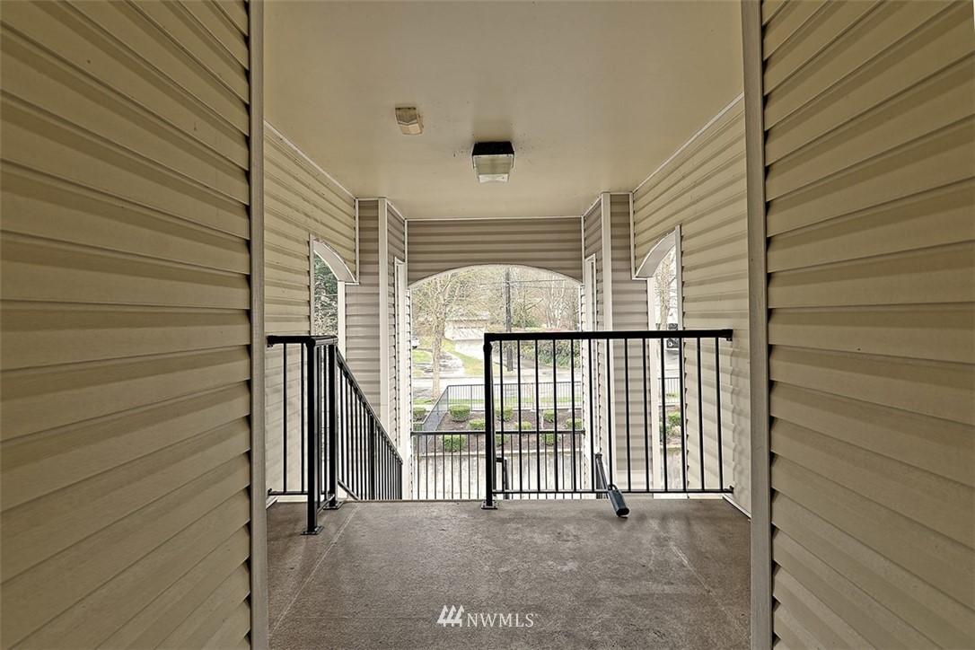 10709 Valley View Road, Unit A306 Bothell, WA 98011 - Photo 14 of 15
