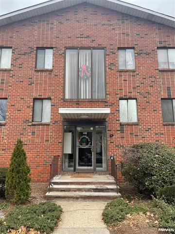 $1,500 | 206 Broad Street, Unit 10, Bloomfield, NJ 07003