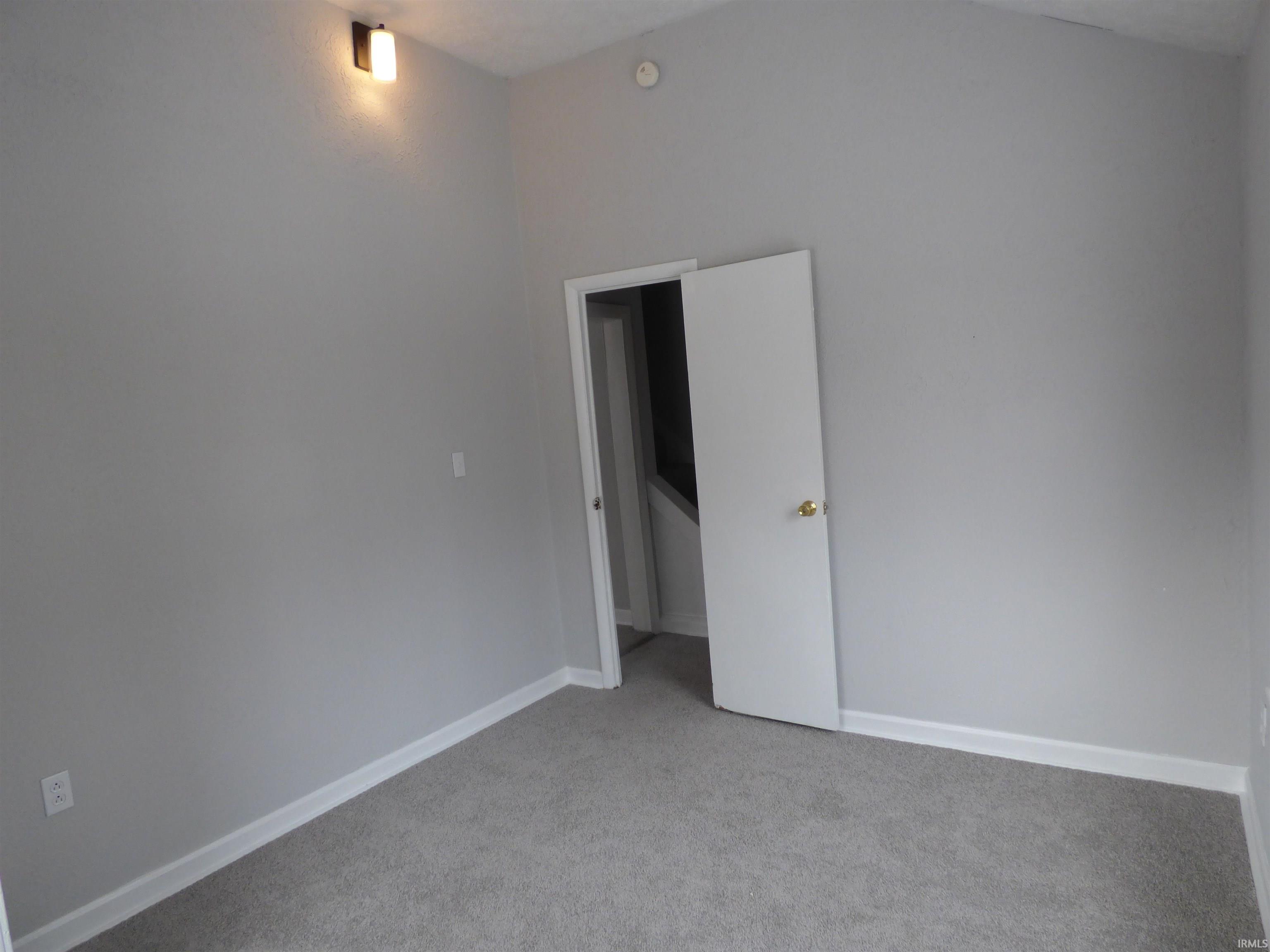 1002 Short 4th Street Frankfort, IN 46041 - Photo 19 of 27