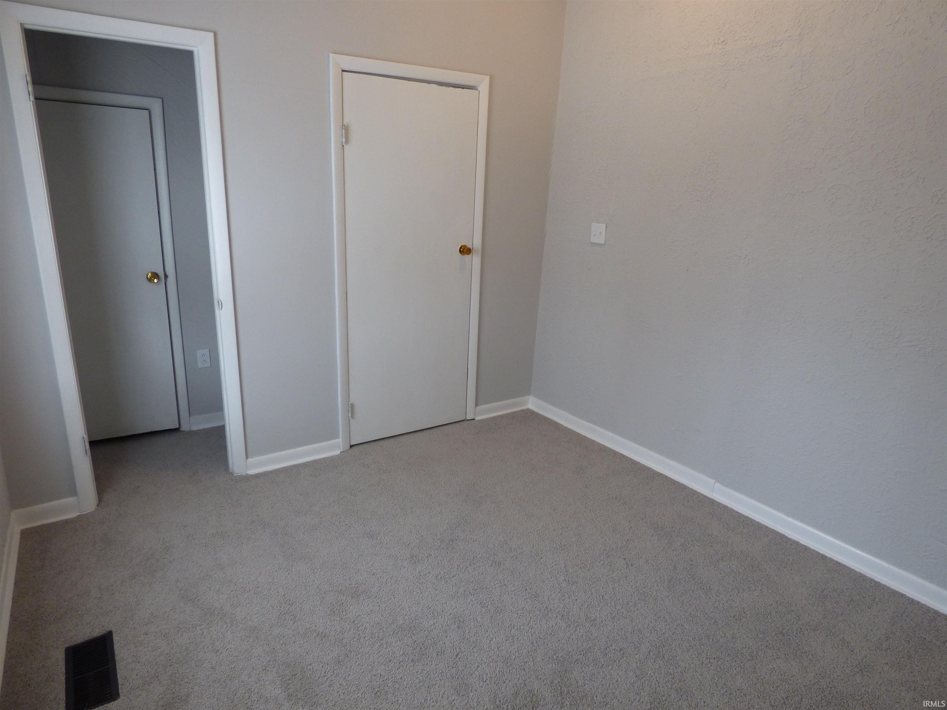 1002 Short 4th Street Frankfort, IN 46041 - Photo 21 of 27