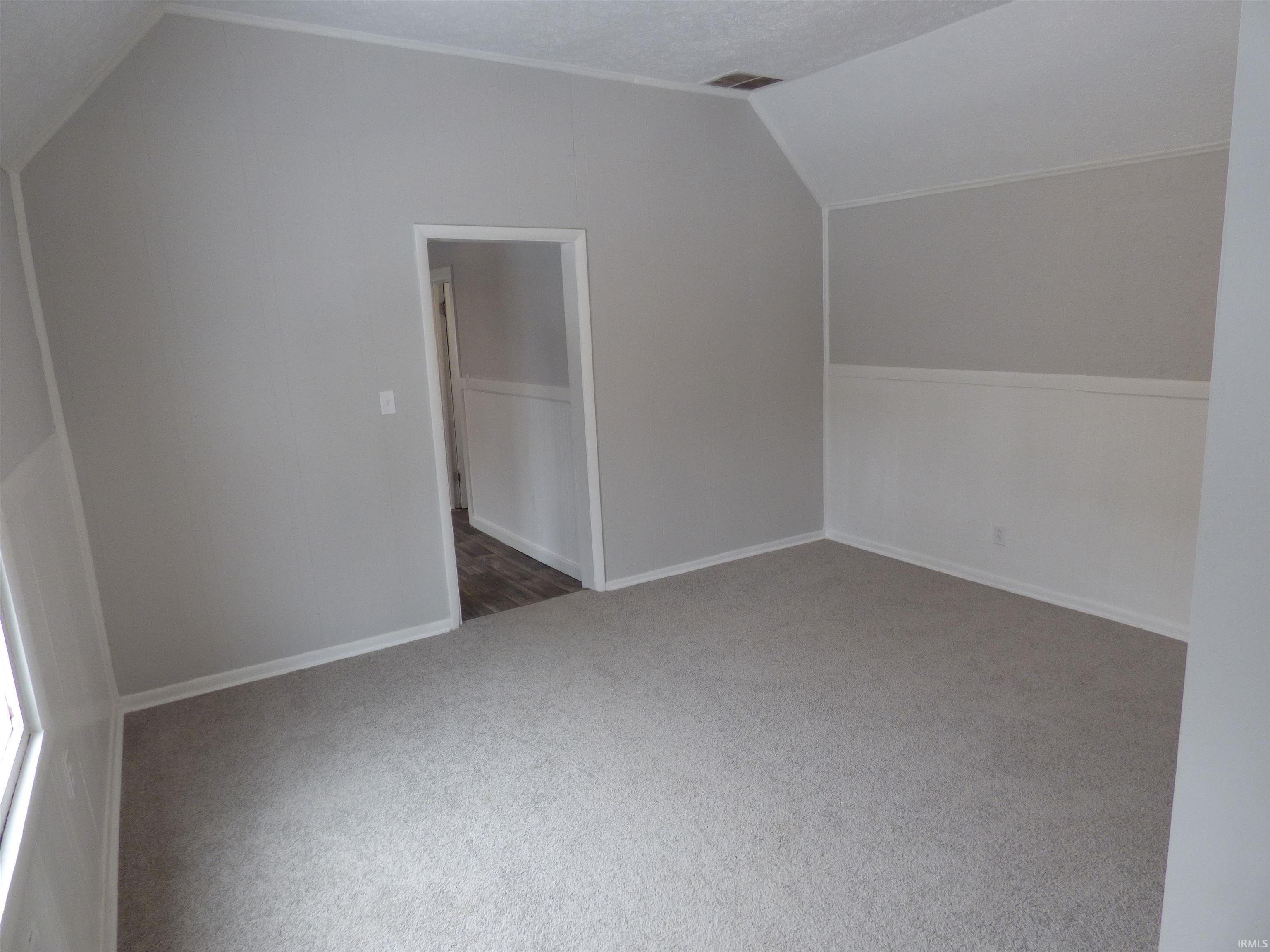 1002 Short 4th Street Frankfort, IN 46041 - Photo 7 of 27