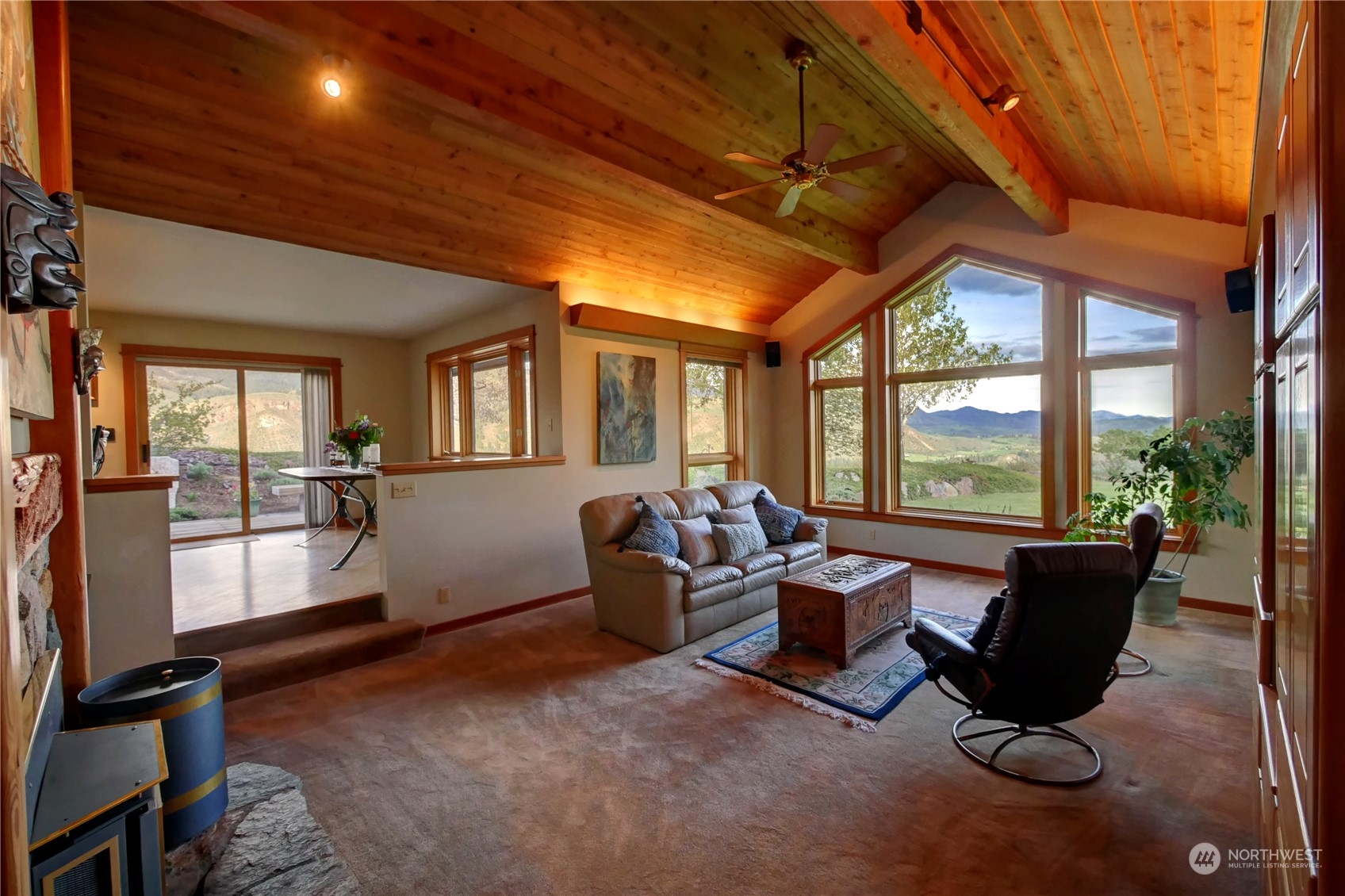 134 Raven Road Winthrop, WA 98862 - Photo 15 of 37 Gallery Image 15