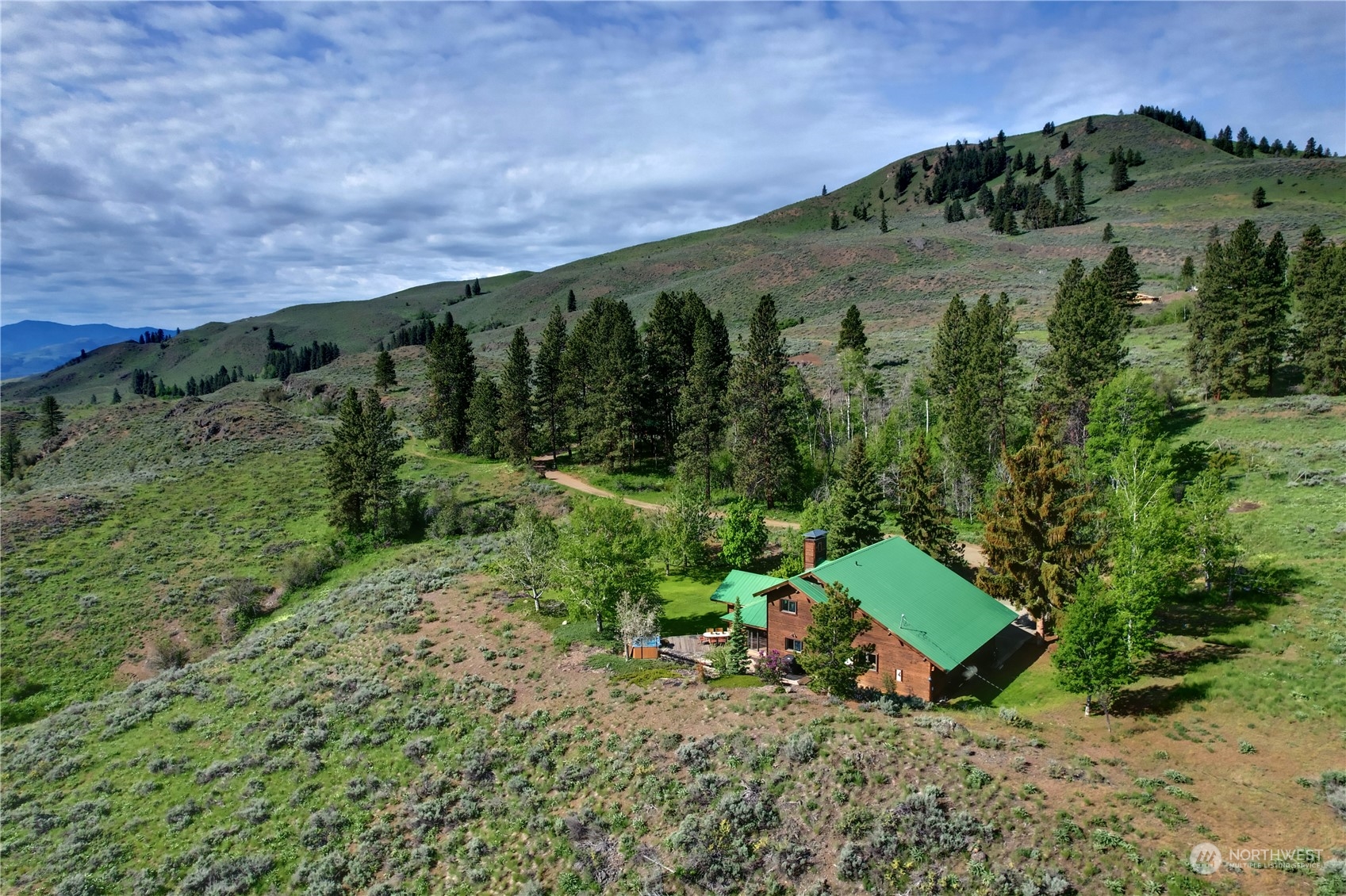 134 Raven Road Winthrop, WA 98862 - Photo 8 of 37 Gallery Image 8